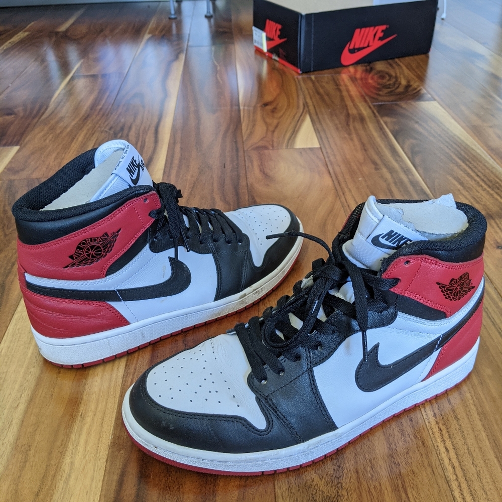 Jordan 1 "Black Toe"